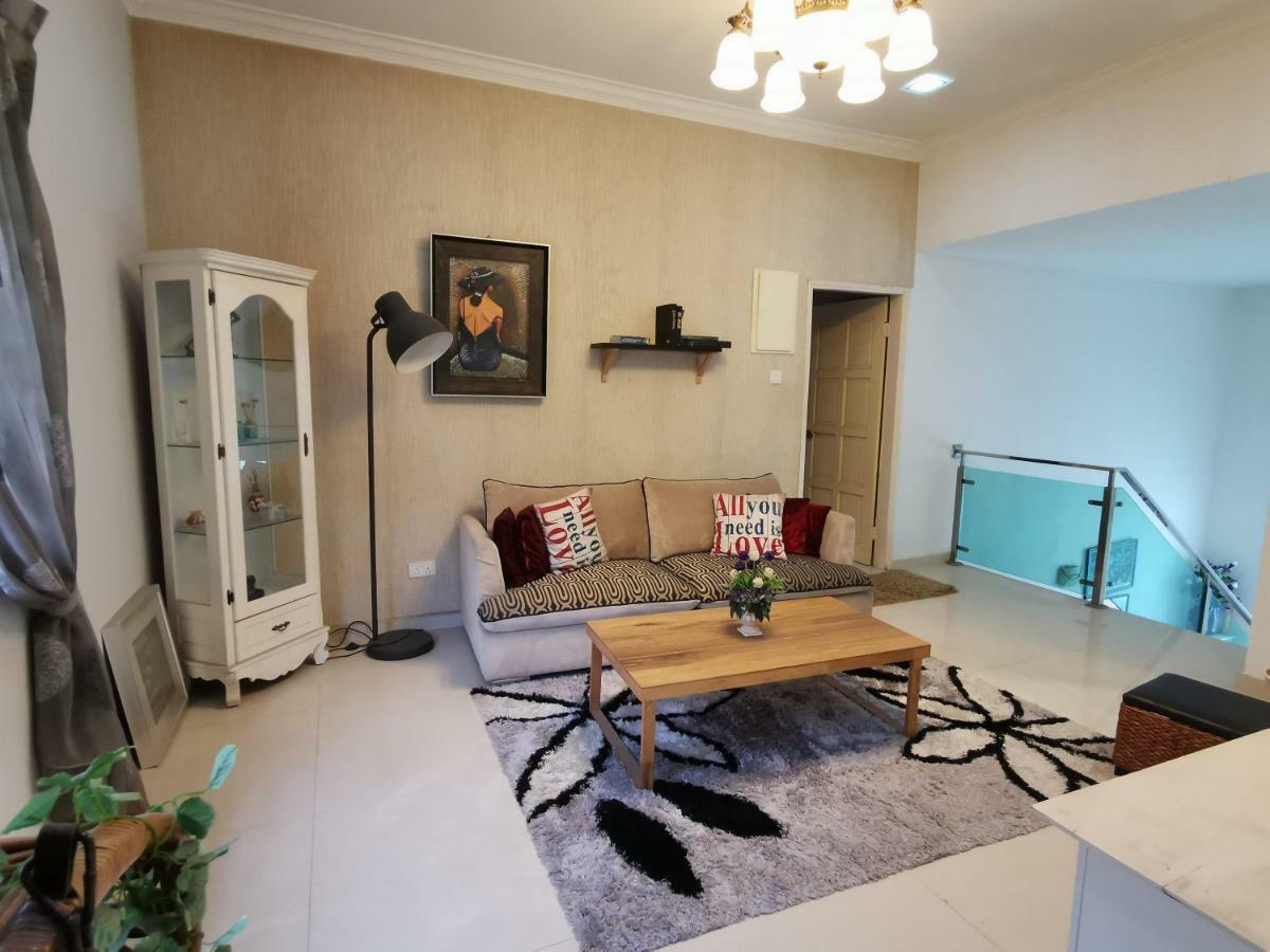 ג'והור בהרו Ria Homestay מראה חיצוני תמונה